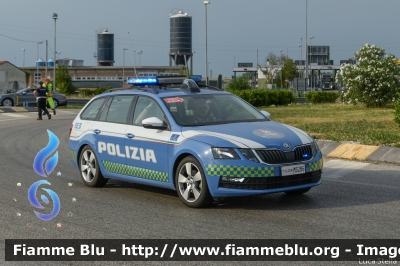  Skoda Octavia Wagon V serie
Polizia di Stato
Polizia Stradale
Allestimento Focaccia
POLIZIA M5286 
Auto 11
In scorta alla Mille Miglia 2021 
Parole chiave:  Skoda Octavia_Wagon_Vserie POLIZIAM5286  1000_Miglia_2022