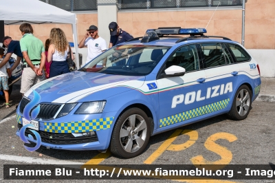 Skoda Octavia Wagon V serie 
Polizia di Stato
Polizia Stradale
Allestimento Focaccia
POLIZIA M5303
Parole chiave: Skoda Octavia_Wagon_Vserie   POLIZIAM5303