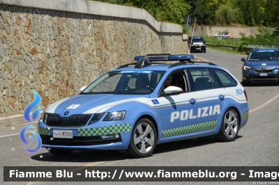 Skoda Octavia Wagon V serie
Polizia di Stato
Polizia Stradale
Allestimento Focaccia
in scorta a Tour de France 2024
POLIZIA M5227
Auto 2
Parole chiave: Skoda Octavia_Wagon_Vserie POLIZIAM5227 Tour_DE_France_2024