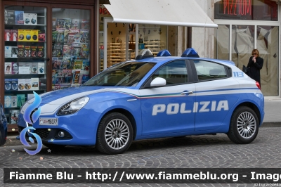 Alfa-Romeo Nuova Giulietta restyle
Polizia di Stato
Allestimento NCT
POLIZIA M6077
Parole chiave: Alfa-Romeo Nuova_Giulietta_restyle POLIZIAM6077