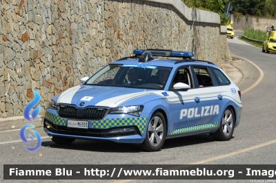 Skoda Superb Wagon III serie restyle
Polizia di Stato
Polizia Stradale
Allestimento Focaccia
in scorta a Tour de France 2024
POLIZIA M6333
Auto 5
Parole chiave: Skoda Superb Wagon III serie restyle