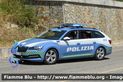 Skoda Superb Wagon III serie restyle
Polizia di Stato
Polizia Stradale
Allestimento Focaccia
in scorta a Tour de France 2024
POLIZIA M6333
Auto 5
Parole chiave: Skoda Superb Wagon III serie restyle