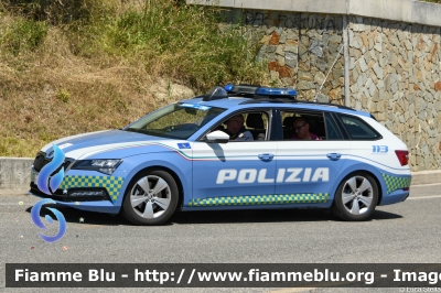 Skoda Superb Wagon III serie restyle
Polizia di Stato
Polizia Stradale
Allestimento Focaccia
in scorta a Tour de France 2024
POLIZIA M6333
Auto 5
Parole chiave: Skoda Superb Wagon III serie restyle