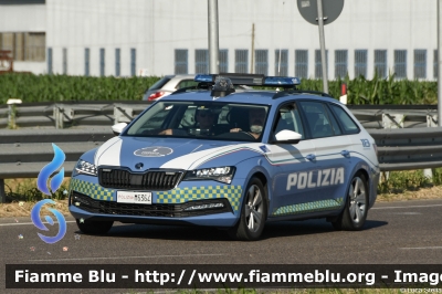 Skoda Superb Wagon III serie restyle
Polizia di Stato
Polizia Stradale
Allestimento Focaccia
POLIZIA M6364
Auto 1
Scorta 1000 Miglia 2024
Parole chiave: Skoda Octavia_Wagon_Vserie POLIZIAM6364 1000_Miglia_2024