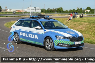 Skoda Superb Wagon III serie restyle
Polizia di Stato
Polizia Stradale
Allestimento Focaccia
POLIZIA M6364
Auto 1
Scorta 1000 Miglia 2024
Parole chiave: Skoda Octavia_Wagon_Vserie POLIZIAM6364 1000_Miglia_2024