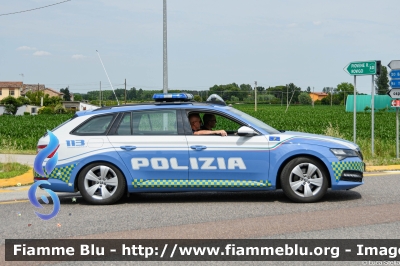 Skoda Superb Wagon III serie restyle
Polizia di Stato
Polizia Stradale
POLIZIA M6367
Parole chiave: Skoda Superb_Wagon_IIIserie_restyle POLIZIAM6367 1000_mIGLIA_2023