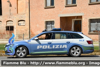 Skoda Superb Wagon III serie restyle
Polizia di Stato
Polizia Stradale
Allestimento Focaccia
POLIZIA M6406
in scorta al Giro d'Italia 2024
Auto 05
Parole chiave: Skoda Superb_Wagon_IIIserie_restyle  POLIZIAM6406 Giro_D_Italia_2024