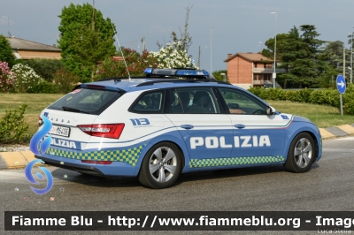 Skoda Superb Wagon III serie restyle
Polizia di Stato
Polizia Stradale
POLIZIA M6406
In scorta alla Mille Miglia 2022
Parole chiave: Skoda Superb_Wagon_IIIserie_restyle POLIZIAM6406 1000_Miglia_2022