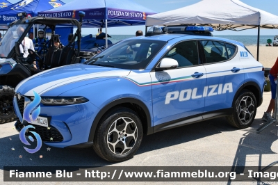 Alfa Romeo Tonale
Polizia di Stato
Squadra Volante
Allestimento FCA
POLIZIA M8249
Parole chiave: Alfa-Romeo Tonale POLIZIAM8249 Emerge_Rimini_2024