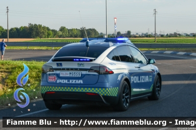 Tesla Model X
Polizia di Stato
Polizia Stradale
In servizio sulla rete CAV
Allestimento All.V.In.
POLIZIA M9359
Auto 11
Scorta 1000 Miglia 2024
Parole chiave: Tesla Model_X  POLIZIAM9359 1000_Miglia_2024