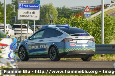 Tesla Model X
Polizia di Stato
Polizia Stradale
In servizio sulla rete CAV
Allestimento All.V.In.
POLIZIA M9359
Auto 11
Scorta 1000 Miglia 2024
Parole chiave: Tesla Model_X  POLIZIAM9359 1000_Miglia_2024