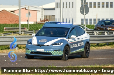 Tesla Model X
Polizia di Stato
Polizia Stradale
In servizio sulla rete CAV
Allestimento All.V.In.
POLIZIA M9359
Auto 11
Scorta 1000 Miglia 2024
Parole chiave: Tesla Model_X  POLIZIAM9359 1000_Miglia_2024