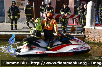 Bombardier Sea Doo GTI 4-Tec 130
Vigili del Fuoco
Comando Provinciale di Ferrara
Distaccamento Permanente di Comacchio
Nucleo Salvamento Acquatico
VF MDA 25
Parole chiave: Bombardier Sea_Doo_GTI_4-Tec130 MDA25 Befana_2020