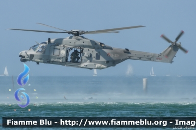 NHI NH90-TTH
Marina Militare Italiana
Gruppo Elicotteri
3-52
Parole chiave: NHI NH90-TTH MM3-52 Air_show_2019 / Valore_Tricolore_2019