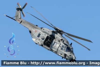 NHI NH90-TTH
Marina Militare Italiana
Gruppo Elicotteri
3-52
Parole chiave: NHI NH90-TTH MM3-52 Air_show_2019 / Valore_Tricolore_2019