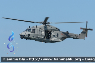 NHI NH90-TTH
Marina Militare Italiana
Gruppo Elicotteri
3-52
Parole chiave: NHI NH90-TTH MM3-52 Air_show_2019 / Valore_Tricolore_2019