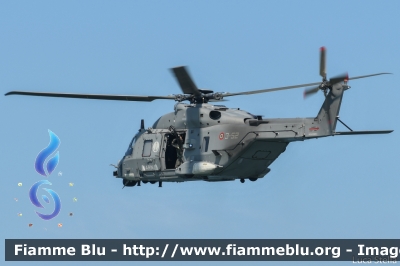 NHI NH90-TTH
Marina Militare Italiana
Gruppo Elicotteri
3-52
Parole chiave: NHI NH90-TTH MM3-52 Air_show_2019 / Valore_Tricolore_2019