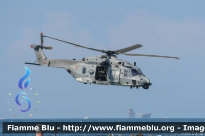 NHI NH90-TTH
Marina Militare Italiana
Gruppo Elicotteri
3-52
Parole chiave: NHI NH90-TTH MM3-52 Air_show_2019 / Valore_Tricolore_2019