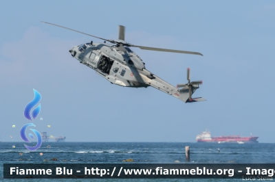 NHI NH90-TTH
Marina Militare Italiana
Gruppo Elicotteri
3-52
Parole chiave: NHI NH90-TTH MM3-52 Air_show_2019 / Valore_Tricolore_2019