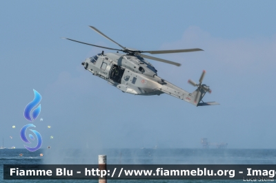 NHI NH90-TTH
Marina Militare Italiana
Gruppo Elicotteri
3-52
Parole chiave: NHI NH90-TTH MM3-52 Air_show_2019 / Valore_Tricolore_2019