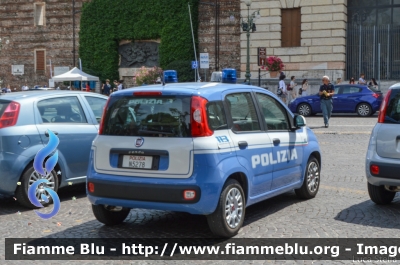 Fiat Nuova Panda II serie
Polizia di Stato
Allestito Nuova Carrozzeria Torinese
Decorazione Grafica Artlantis
POLIZIA N5278
Parole chiave: Fiat Nuova_Panda_IIserie POLIZIAN5278