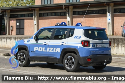 Jeep Renegade
Polizia di Stato
Polizia Stradale
Allestita Nuova Carrozzeria Torinese
In scorta al
Giro della Romagna
POLIZIA N5802
Parole chiave: Jeep Renegade  POLIZIAN5802