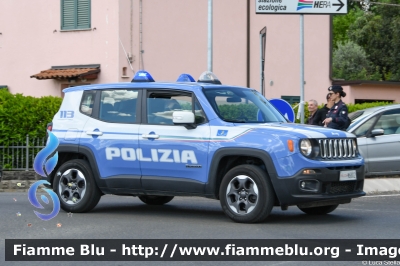 Jeep Renegade
Polizia di Stato
Polizia Stradale
Allestita Nuova Carrozzeria Torinese
In scorta al
Giro della Romagna
POLIZIA N5802
Parole chiave: Jeep Renegade  POLIZIAN5802