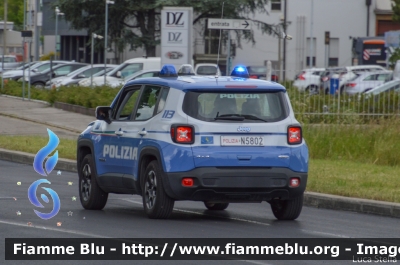 Jeep Renegade
Polizia di Stato
Polizia Stradale
Allestita Nuova Carrozzeria Torinese
Decorazione Grafica Artlantis
POLIZIA N5802
Parole chiave: Jeep Renegade POLIZIAN5802 Giro_DItalia_2021