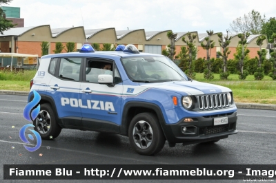 Jeep Renegade
Polizia di Stato
Polizia Stradale
Allestita Nuova Carrozzeria Torinese
Decorazione Grafica Artlantis
POLIZIA N5802
Parole chiave: Jeep Renegade POLIZIAN5802 Giro_D_Italia_2021