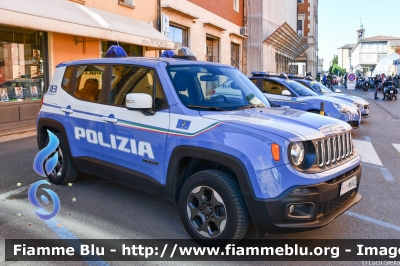 Jeep Renegade
Polizia di Stato
Polizia Stradale
Allestita Nuova Carrozzeria Torinese
In scorta al
Giro della Romagna
POLIZIA N5802
Parole chiave: Jeep Renegade  POLIZIAN5802