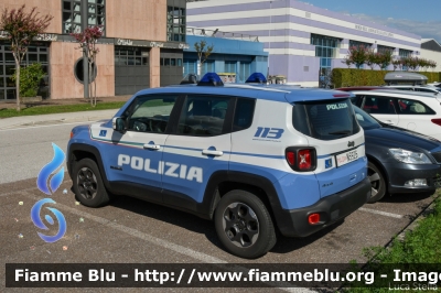 Jeep Renegade
Polizia di Stato
Polizia Stradale
Allestita Nuova Carrozzeria Torinese
Decorazione Grafica Artlantis
POLIZIA N5926
Parole chiave: Jeep Renegade POLIZIAN5926