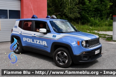 Jeep Renegade
Polizia di Stato
Polizia Stradale
Allestita Nuova Carrozzeria Torinese
Decorazione Grafica Artlantis
POLIZIA N5927
Parole chiave: Jeep Renegade POLIZIAN5927