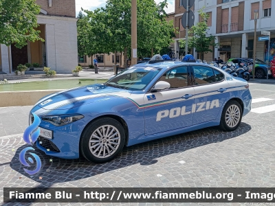 Alfa Romeo Nuova Giulia Q4 Restyle
Polizia di Stato
Polizia Stradale
POLIZIA N5996
In Scorta al Giro D’Italia 2024
Auto 41
Parole chiave: Alfa-Romeo Nuova_Giulia POLIZIAM5996 Giro_D_Italia_2024