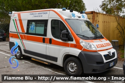 Fiat Ducato X250
Pubblica Assistenza Ravenna
Allestimento EDM
Ravenna 12
Parole chiave: Fiat Ducato_X250 Ambulanza