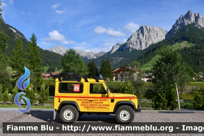 Land Rover Defender 90
Corpo Nazionale del Soccorso Alpino e Speleologico
Provincia Autonoma di Trento
Stazione di Pozza di Fassa
PC A21 TN
Parole chiave: Land-Rover Defender_90 PCA21TN