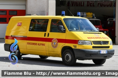 Volkswagen Transporter T4
Corpo Nazionale del Soccorso Alpino e Speleologico
Provincia Autonoma di Trento
Stazione di Riva del Garda 
PC B17 TN
Parole chiave: Volkswagen Transporter_T4 PCB17 Automedica Ambulanza