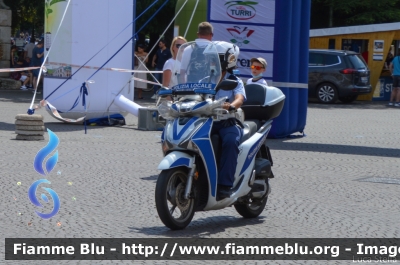 Honda SH
Polizia Locale
Verona
Allestimento Bertazzoni
Parole chiave: Honda SH