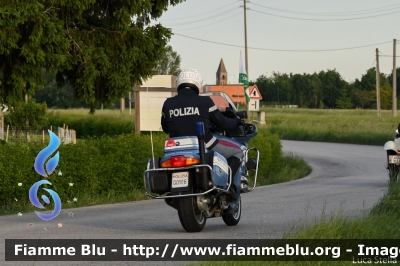 Bmw R850RT II serie
Polizia di Stato
Polizia Stradale
POLIZIA G0916
1000 miglia 2019
Parole chiave: Bmw R850RT_IIserie POLIZIAG0916 1000_miglia_2019