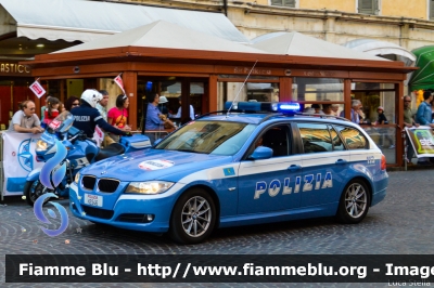 BMW 320 touring E91 restyle
Polizia di Stato 
Polizia Stradale
POLIZIA H2546
Mille Miglia 2015
Parole chiave: BMW 320_touring_E91_restyle POLIZIAH2546 1000_MIGLIA_2015