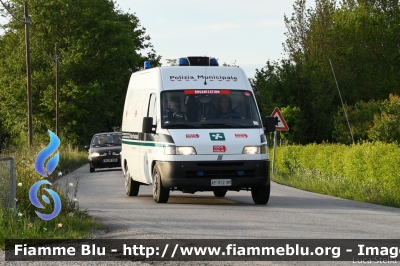 Fiat Ducato II serie
Polizia Locale
Comune di Brescia
Servizio di Protezione Civile
Livrea Polizia Municipale
In scorta alla Mille Miglia 2019
Parole chiave: Fiat Ducato_IIserie 1000_Miglia_2019