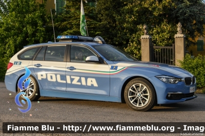 Bmw 318 Touring F31 restyle
Polizia di Stato
Polizia Stradale
Allestimento Marazzi
Decorazione grafica Artlantis
POLIZIA M3519
Mille Miglia 2019
Parole chiave: Bmw 318_Touring_F31_restyle POLIZIAM3519 1000_Miglia_2019