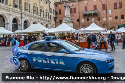 Alfa Romeo 159
Polizia di Stato
Squadra Volante
POLIZIA F6204
Parole chiave: Alfa-Romeo 159 POLIZIAF6204