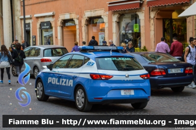 Seat Leon III serie
Polizia di Stato
Squadra Volante
Allestimento NCT Nuova Carrozzeria Torinese
Decorazione Grafica Artlantis
POLIZIA M0752
Parole chiave: Seat Leon_IIIserie POLIZIAM0752