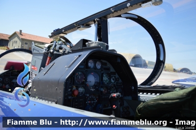 Aermacchi MB339PAN
Aeronautica Militare Italiana
313° Gruppo Addestramento Acrobatico
Stagione esibizioni 2017
Pony 10
Parole chiave: Aermacchi MB339PAN