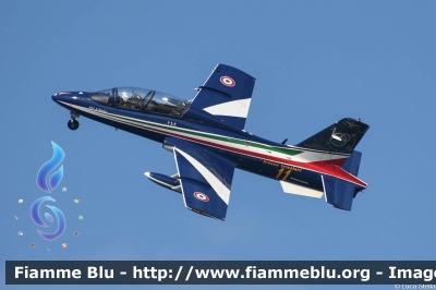 Aermacchi MB339PAN
Aeronautica Militare Italiana
313° Gruppo Addestramento Acrobatico
Pony 11
Stagione esibizioni 2023
Rimini Air Show 2023
Parole chiave: Aermacchi MB339PAN Air_show_2023