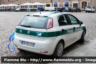 Fiat Punto VI serie
Polizia Provinciale Ferrara
Parole chiave: Fiat Punto_VIserie Festa_delle_Forze_armate_2016