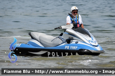 Yamaha
Polizia di Stato
Polizia del Mare
PS 1197
Parole chiave: Yamaha PS1197 Air_Show_2023