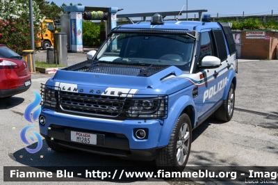 Land-Rover Discovery 4
Polizia di Stato
Reparto Mobile
allestimento Marazzi
decorazione grafica Artlantis
POLIZIA M1285
Parole chiave: Land-Rover Discovery_4 POLIZIAM1285 Air_show_2019 / / / Valore_Tricolore_2019