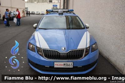 Skoda Octavia Wagon 4x4 V serie
Polizia di Stato
Polizia Stradale
Polizia Autostradale
in servizio sulla rete Autovia Padana
Allestimento Focaccia
Decorazione Grafica Artlantis
POLIZIA M3663
Parole chiave: Skoda Octavia_Wagon_4x4_Vserie POLIZIAM3663 Reas_2019