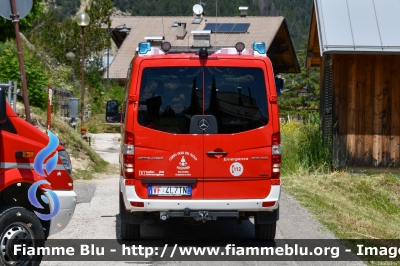 Mercedes-Benz Sprinter 4x4 III serie restyle
Vigili del Fuoco
Unione distrettuale di Fassa
Corpo Volontario di Vigo di Fassa (TN)
Allestimento Kofler Fahrzeugbau
VF 4L7 TN
Parole chiave: Mercedes-Benz Sprinter_4x4_IIIserie_restyle VF4L7TN